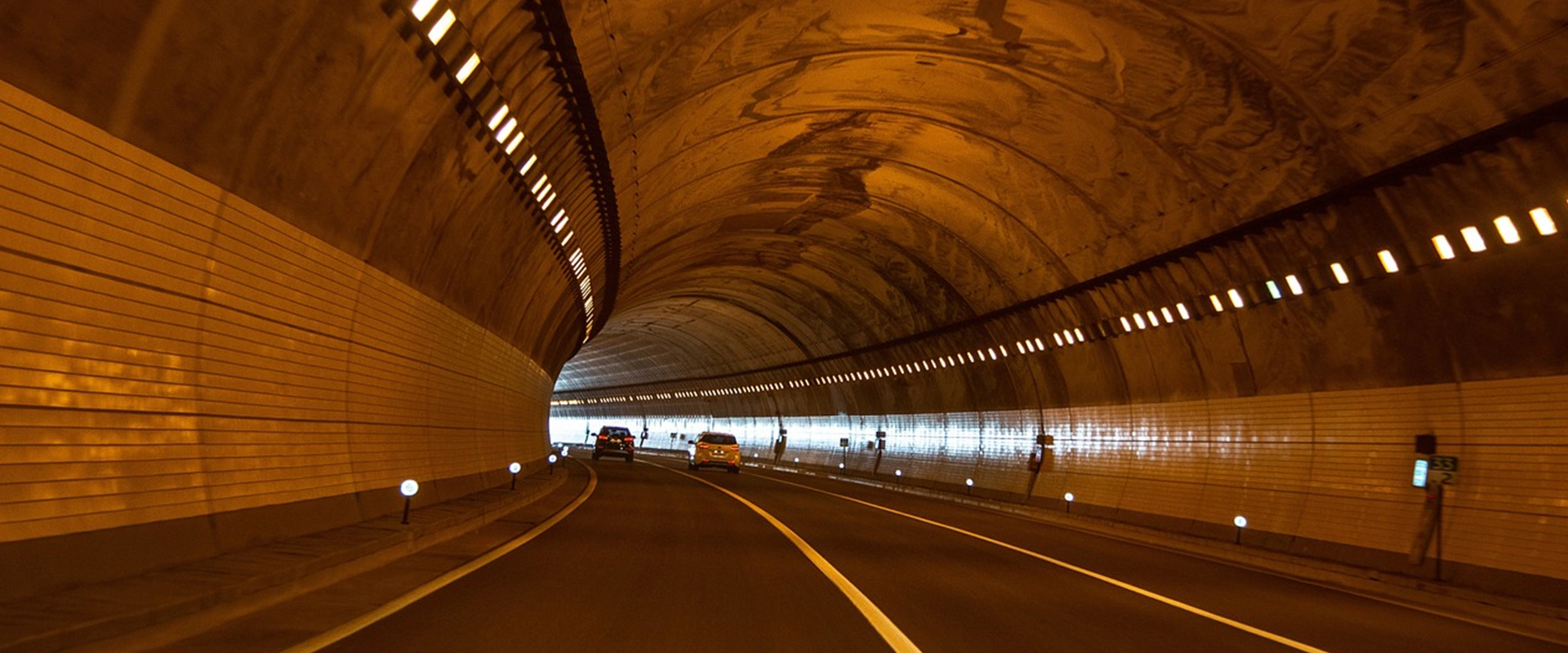 Phụ gia cài đặt flash lỏng có làm giảm độ bền bê tông không?