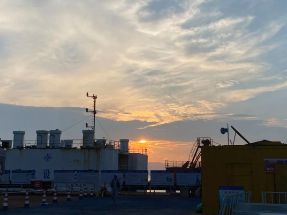 Successful First Pile Injection of Shuangyumen Bridge at Sea